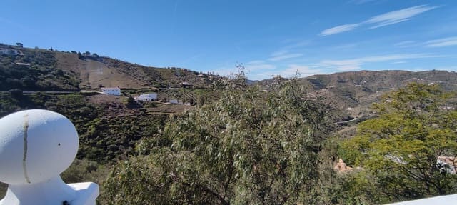 4 sovrum Villa till salu i Cómpeta med garage - 340 000 € (Ref: 8148667)