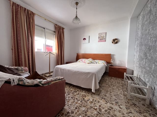 Casa de 3 habitaciones en Cómpeta en alquiler - 920 € (Ref: 8148690)