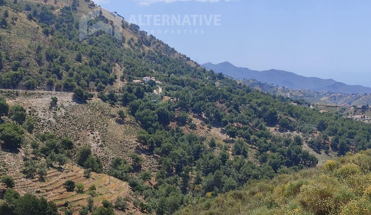 5 soveværelse Villa til salg i Competa med swimmingpool garage - € 345.000 (Ref: 8318670)