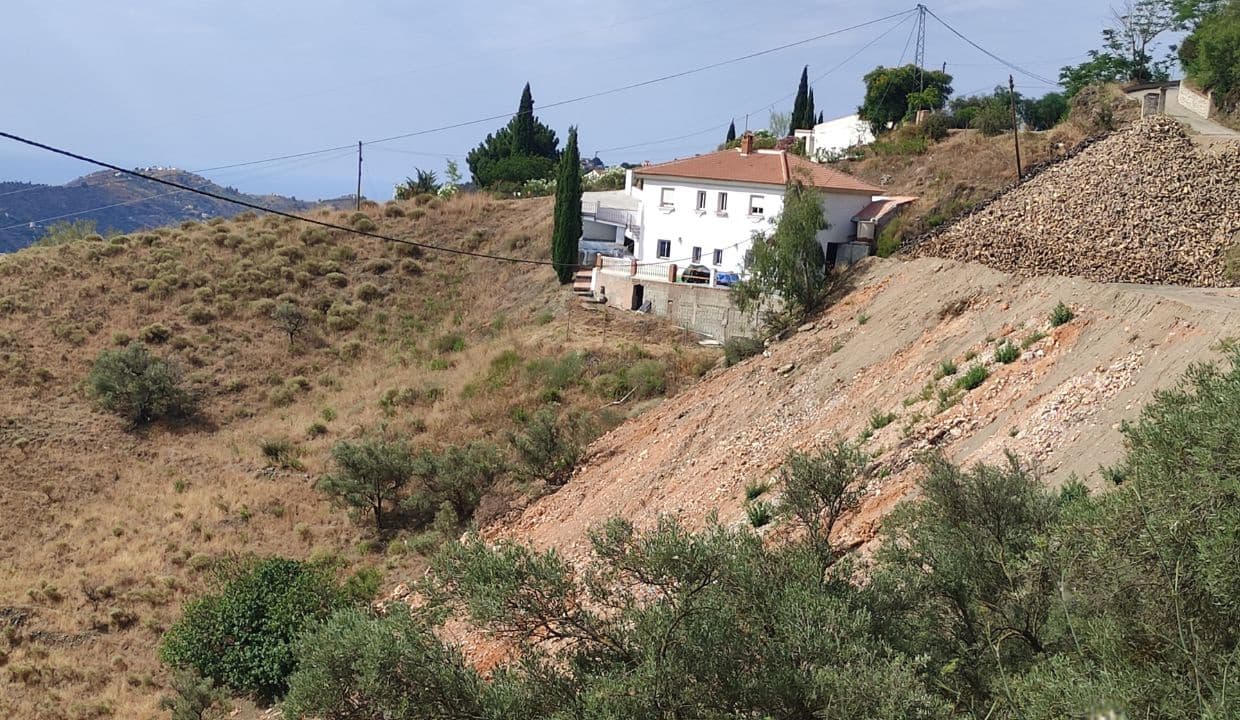 5 soveværelse Villa til salg i Competa med swimmingpool garage - € 345.000 (Ref: 8318670)