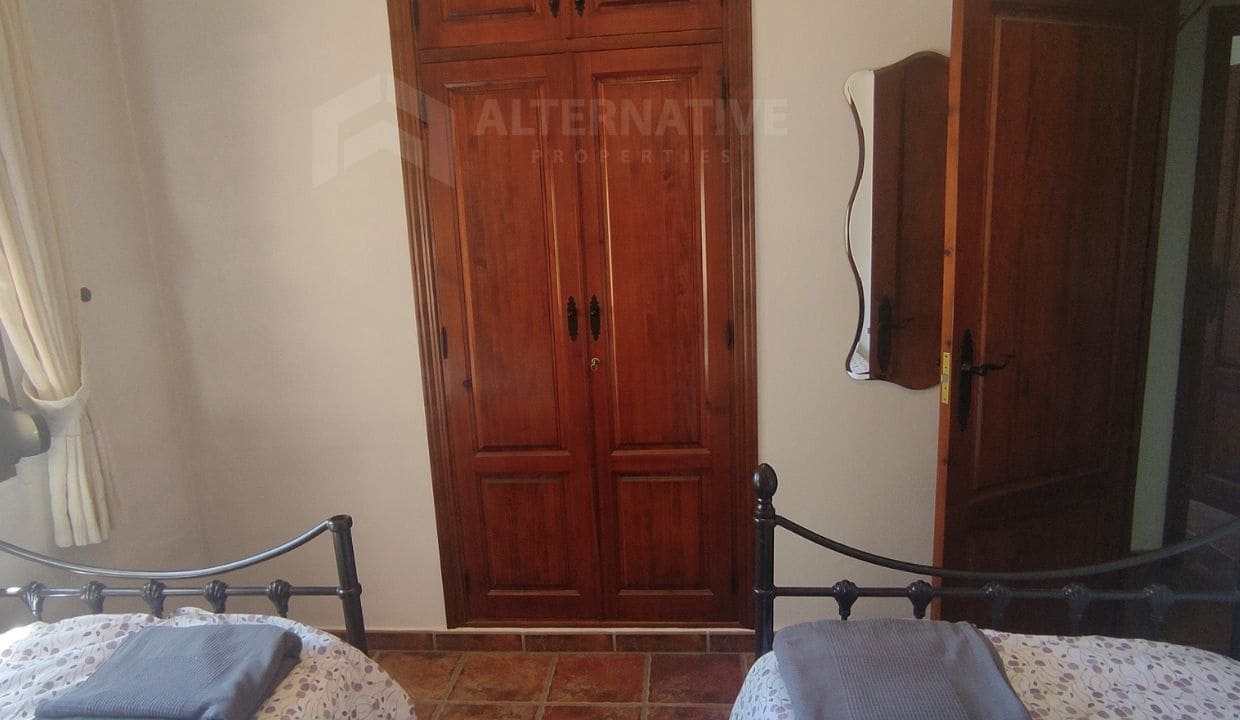 2 soveværelse Villa til salg i Competa med garage - € 249.000 (Ref: 8318742)