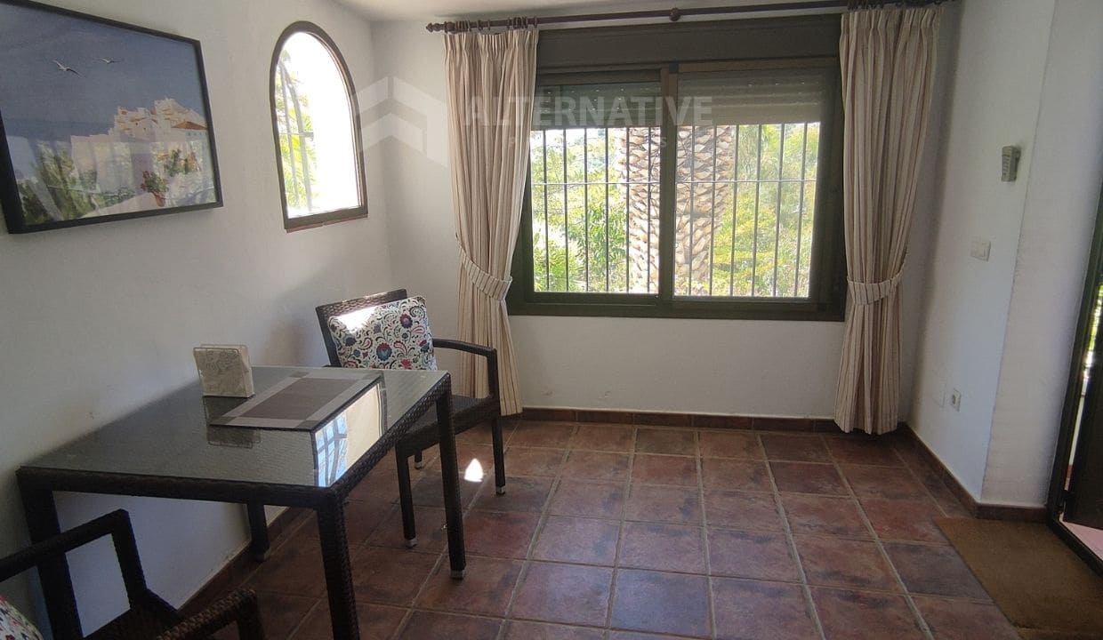 2 soveværelse Villa til salg i Competa med garage - € 249.000 (Ref: 8318742)