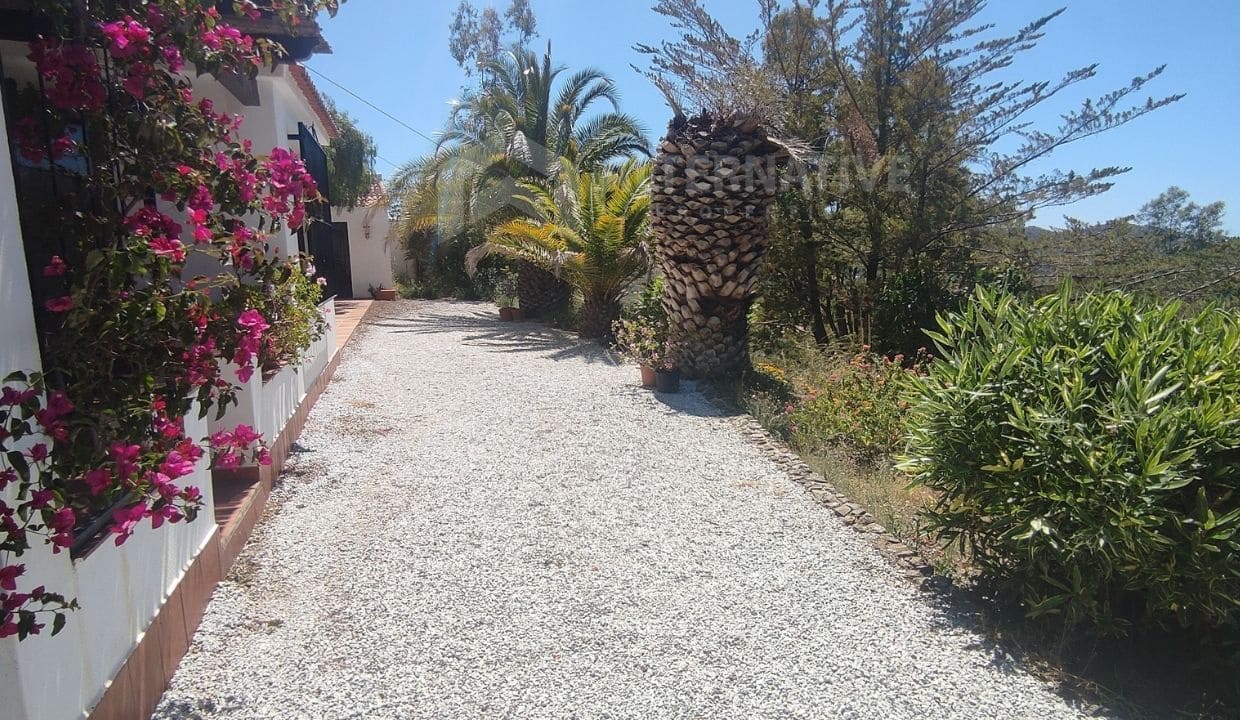 2 soveværelse Villa til salg i Competa med garage - € 249.000 (Ref: 8318742)