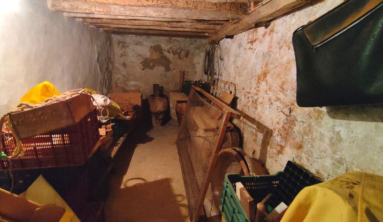 9 quarto Casa em Banda para venda em Competa - 290 000 € (Ref: 8386045)