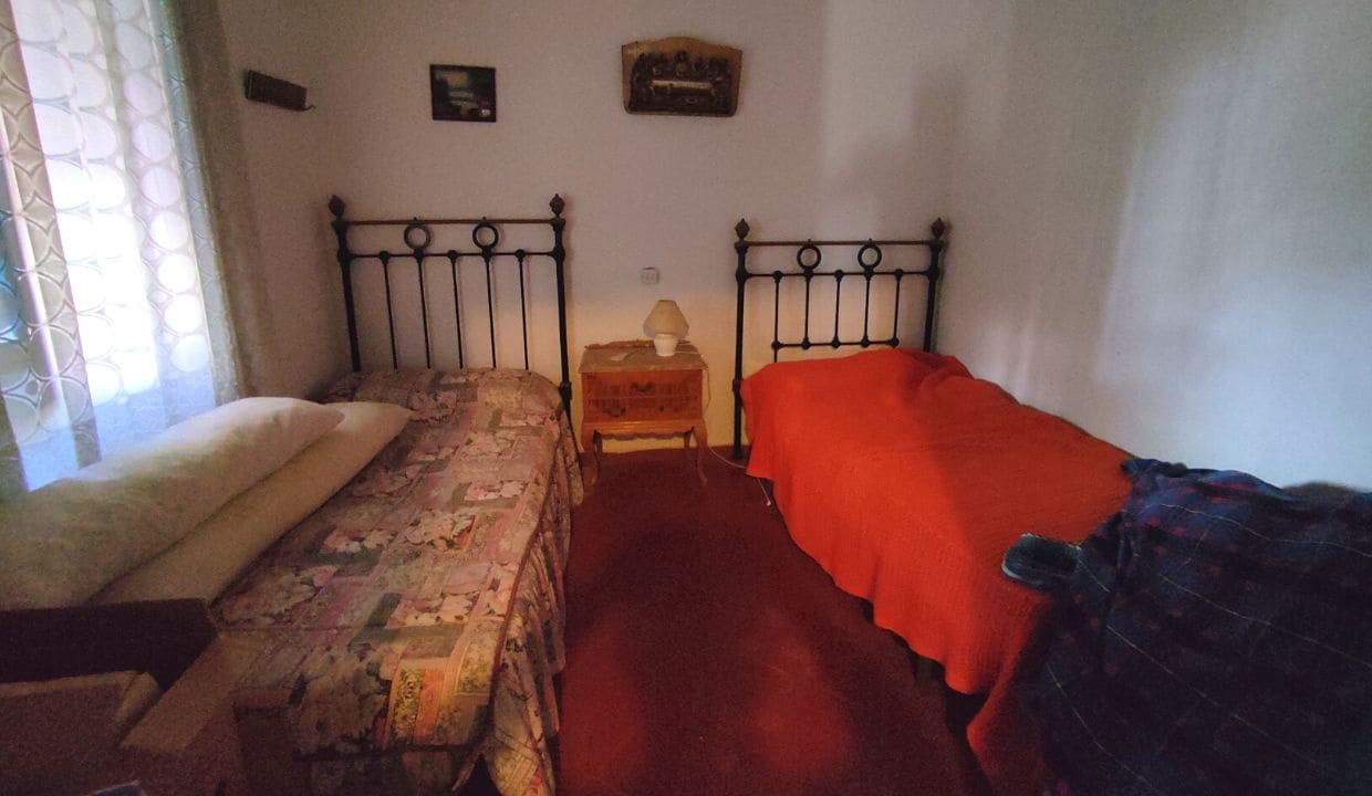 9 quarto Casa em Banda para venda em Competa - 290 000 € (Ref: 8386045)