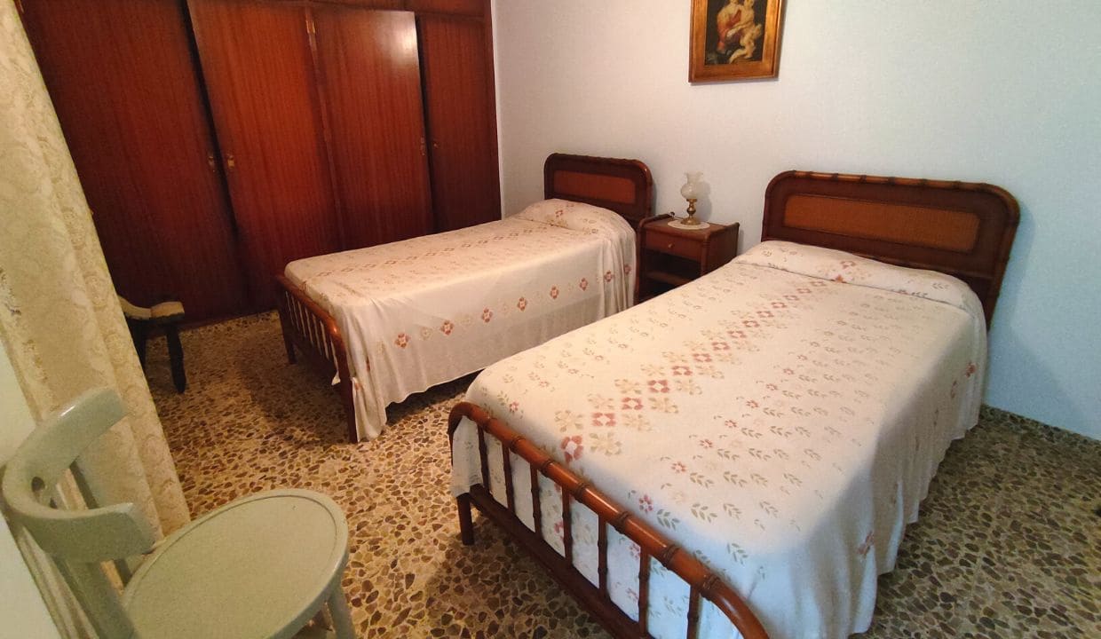 9 quarto Casa em Banda para venda em Competa - 290 000 € (Ref: 8386045)