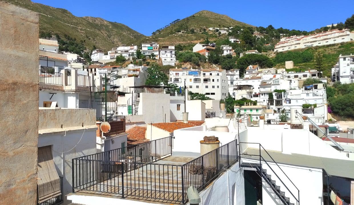 9 quarto Casa em Banda para venda em Competa - 290 000 € (Ref: 8386045)