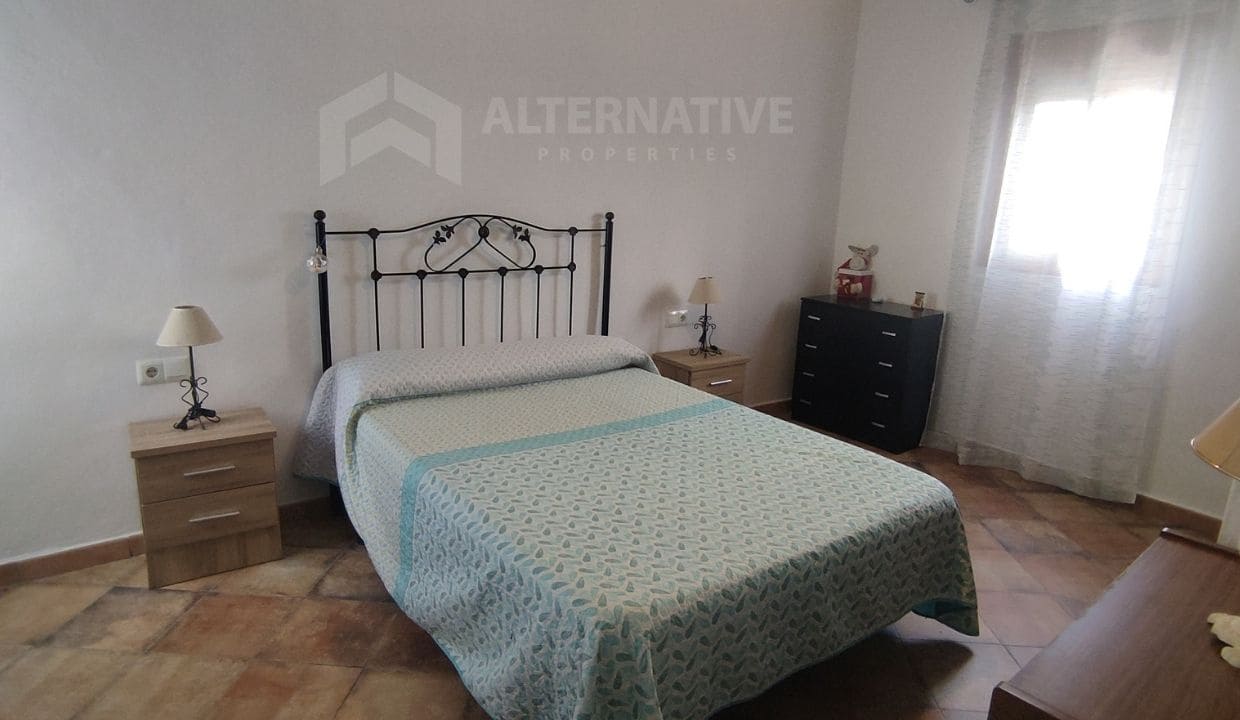 3 soveværelse Villa til leje i Competa - € 1.020 (Ref: 8403919)