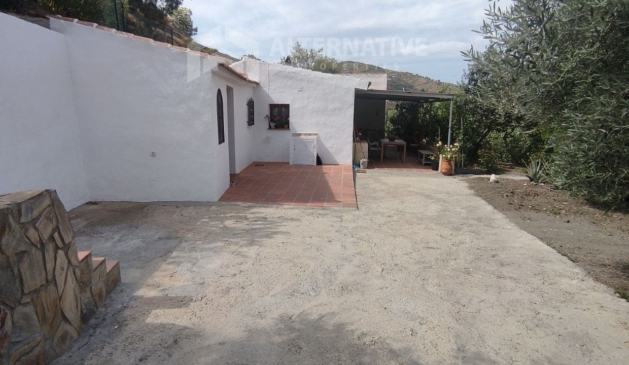3 soveværelse Villa til leje i Competa - € 1.020 (Ref: 8403919)