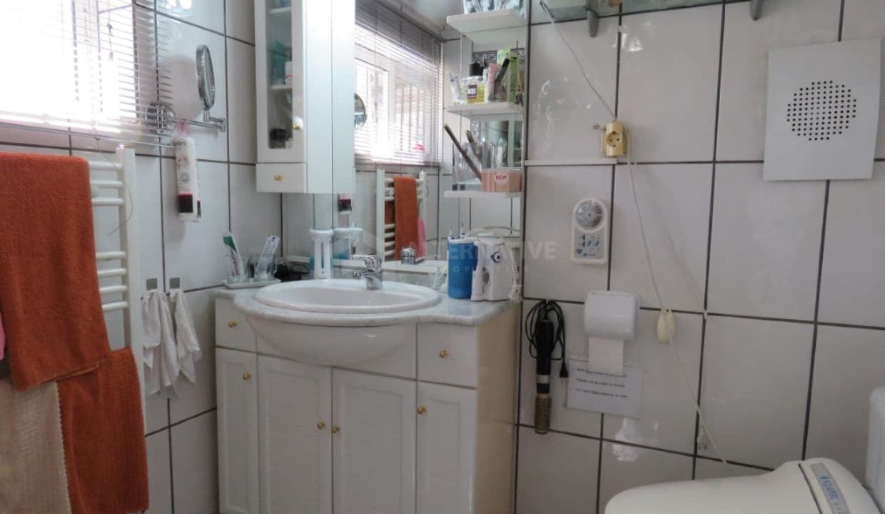 3 soveværelse Villa til salg i Competa med garage - € 240.000 (Ref: 8439580)