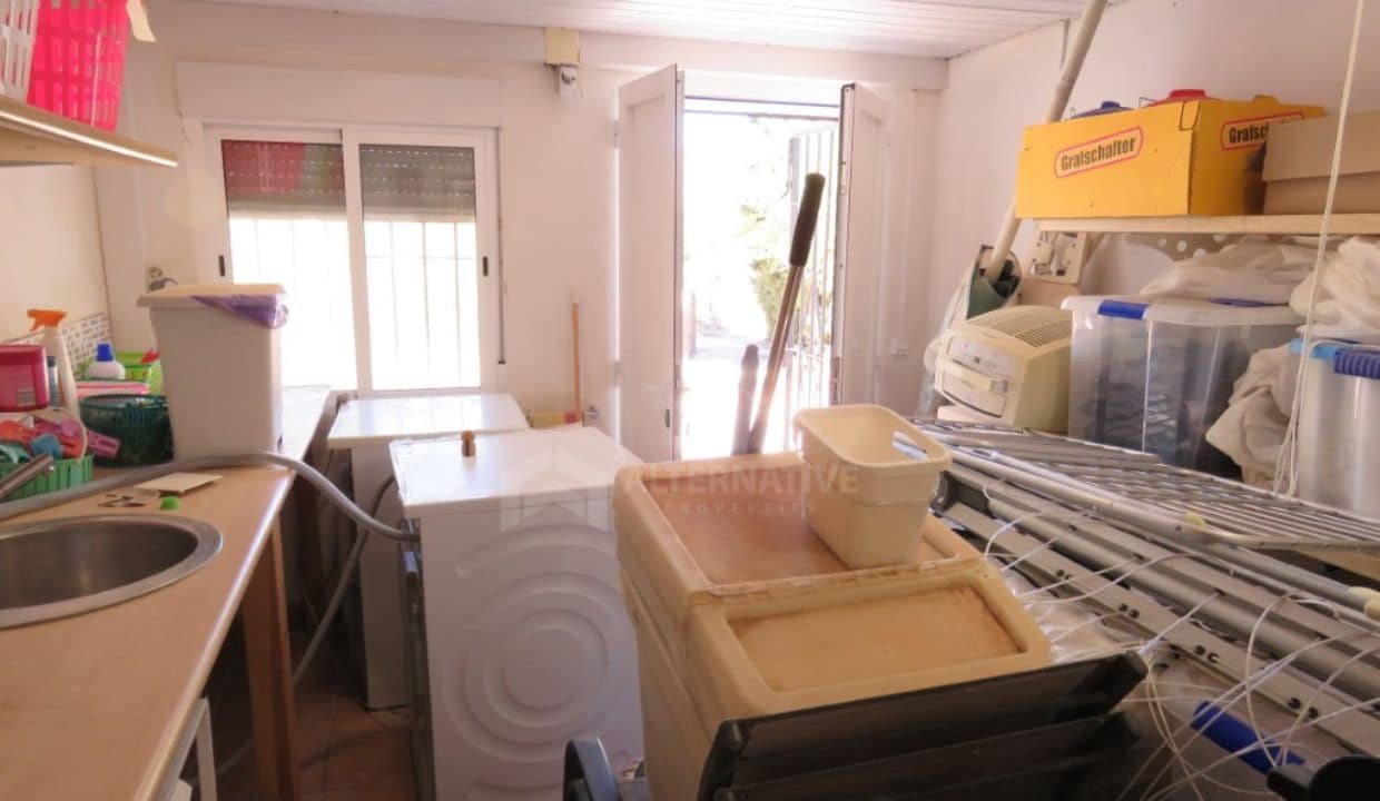 3 soveværelse Villa til salg i Competa med garage - € 240.000 (Ref: 8439580)