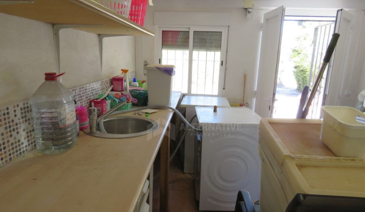 3 soveværelse Villa til salg i Competa med garage - € 240.000 (Ref: 8439580)