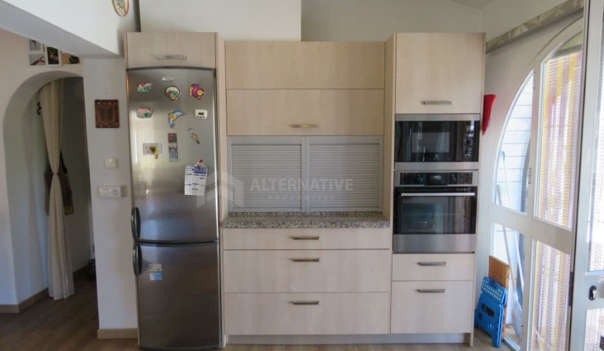 3 soveværelse Villa til salg i Competa med garage - € 240.000 (Ref: 8439580)