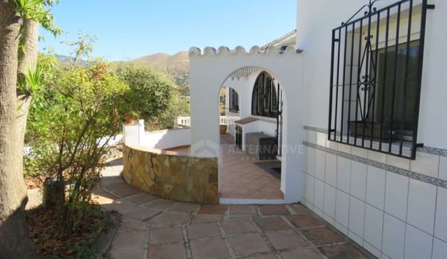 3 sypialnia Willa na sprzedaż w Cómpeta z garażem - 240 000 € (Ref: 8439580)