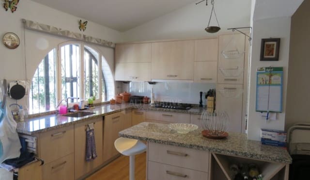 3 sypialnia Willa na sprzedaż w Cómpeta z garażem - 240 000 € (Ref: 8439580)