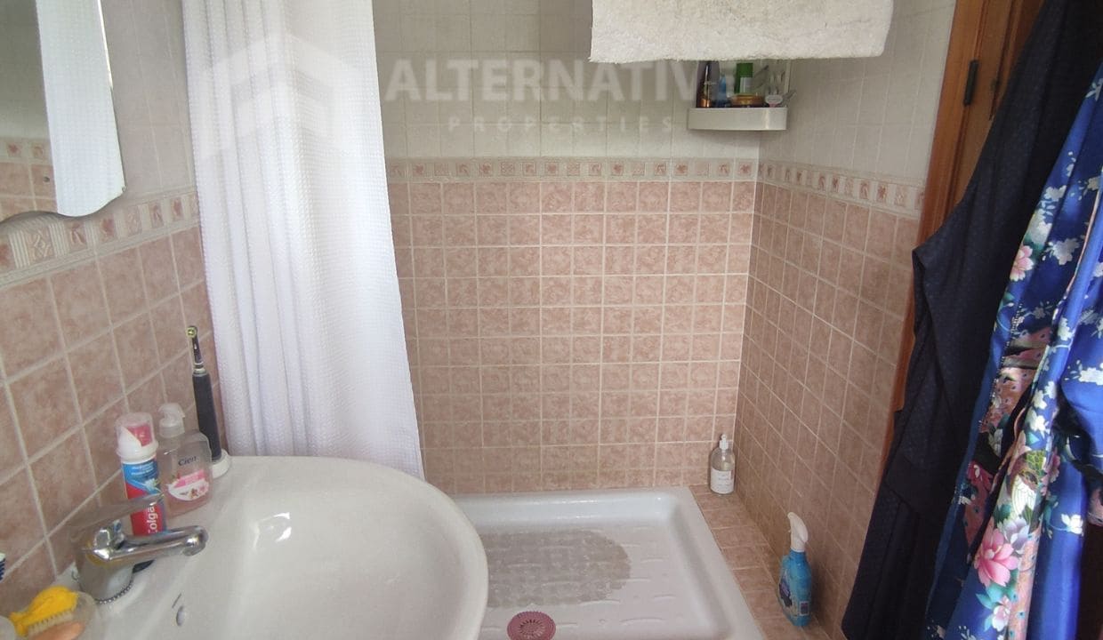 5 soveværelse Erhverv til salg i Competa med garage - € 695.000 (Ref: 8457359)