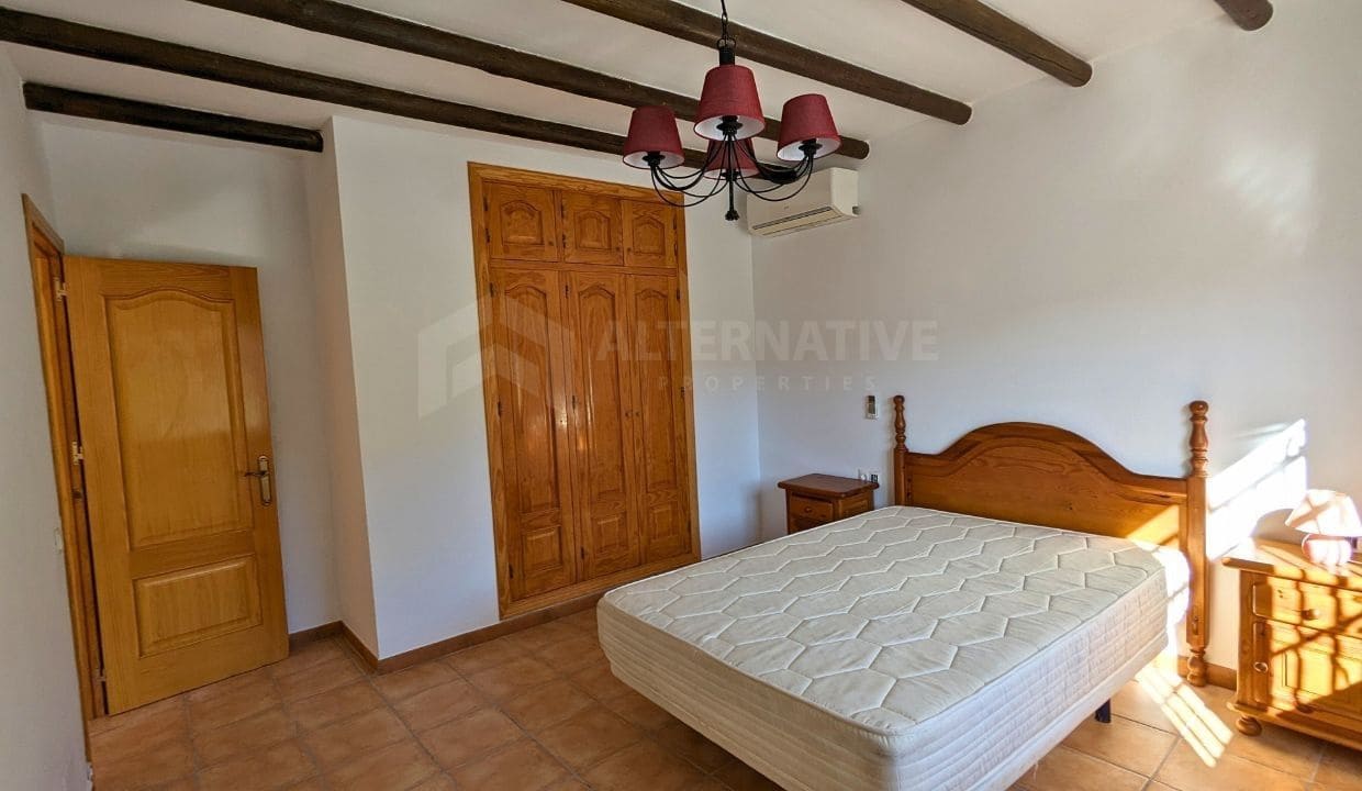 4 slaapkamer Villa te huur in Competa met zwembad - € 1.200 (Ref: 8615687)