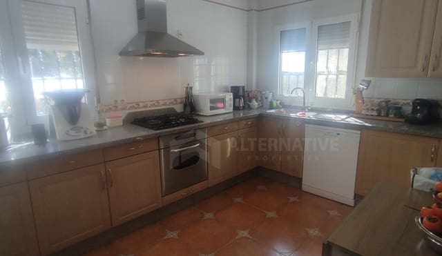 4 sovrum Villa till salu i Canillas de Albaida med pool garage - 437 000 € (Ref: 8660851)