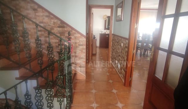 4 sovrum Villa till salu i Canillas de Albaida med pool garage - 437 000 € (Ref: 8660851)