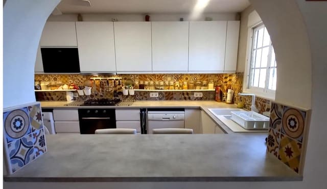 3 sypialnia Willa na sprzedaż w Cómpeta z basenem garażem - 429 000 € (Ref: 8686730)