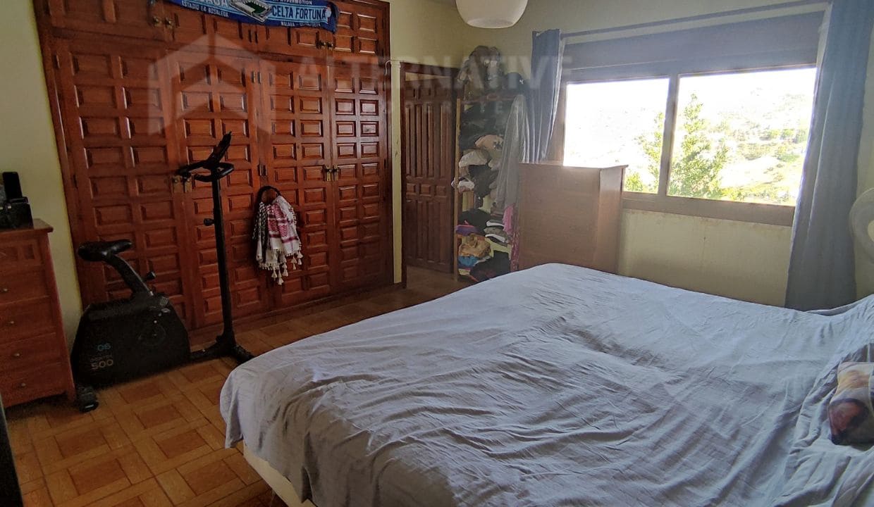 2 soveværelse Virksomhed til leje i Competa med garage - € 2.500 (Ref: 8776945)