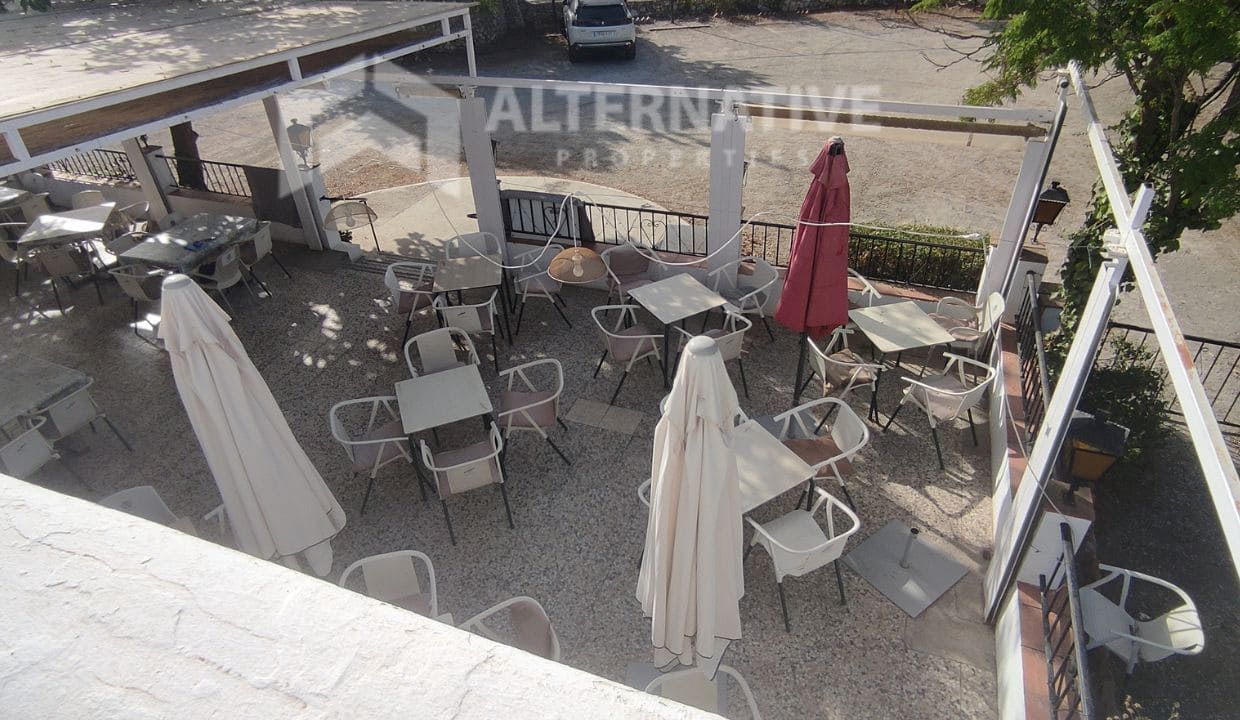 2 soveværelse Virksomhed til leje i Competa med garage - € 2.500 (Ref: 8776945)