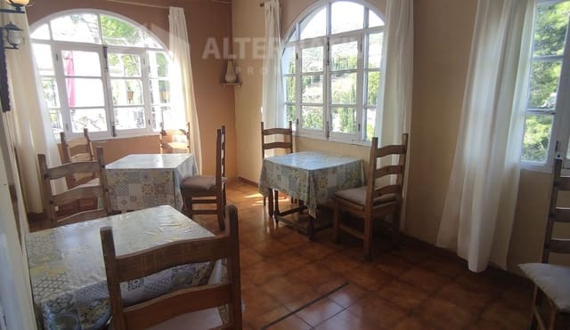 2 makuuhuone Yritys vuokrattavana paikassa Cómpeta mukana 
autotalli - 2 500 € (Ref: 8776945)