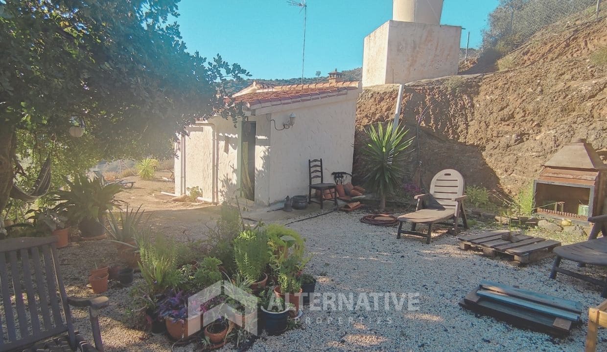 2 slaapkamer Villa te huur in Arenas - € 800 (Ref: 8792995)