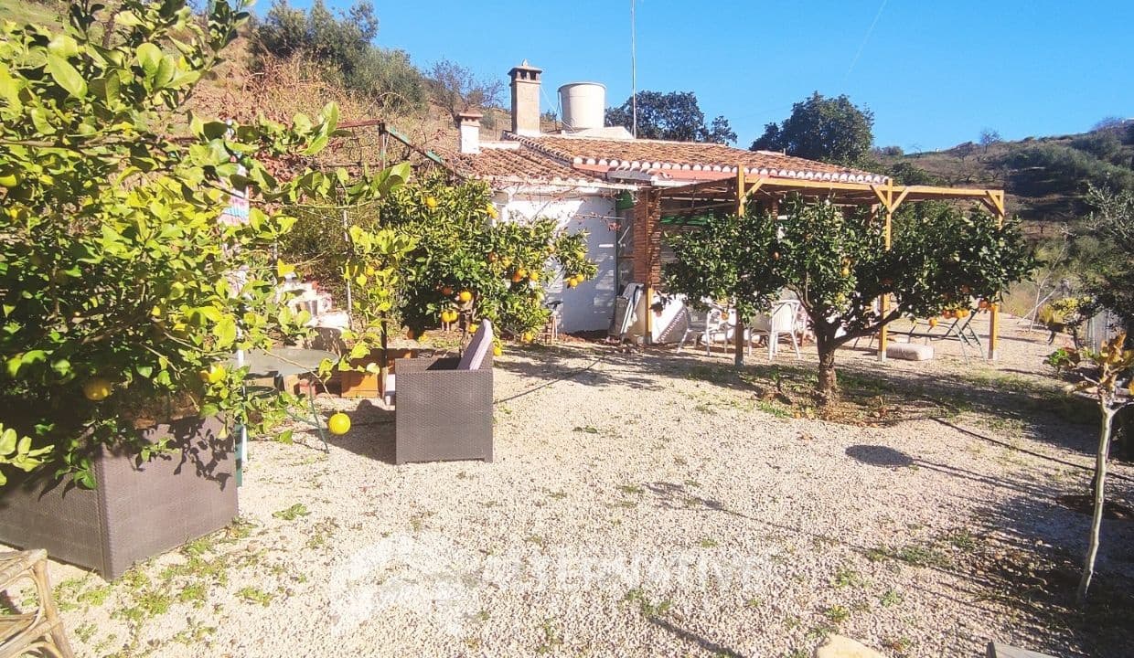 2 slaapkamer Villa te huur in Arenas - € 800 (Ref: 8792995)