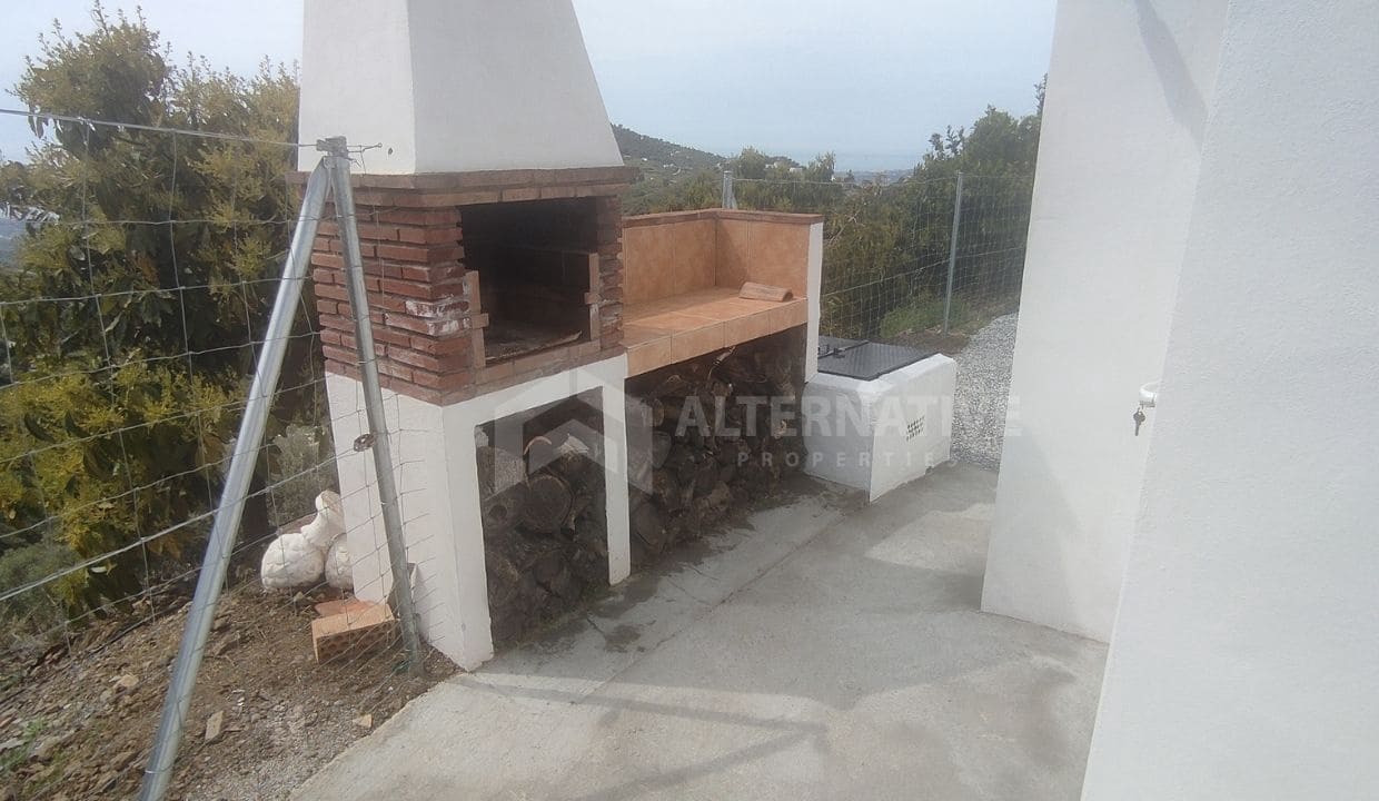 2 soveværelse Villa til leje i Competa med swimmingpool garage - € 1.200 (Ref: 8911983)