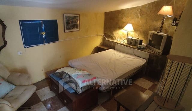 3 sovrum Finca/Hus på landet till salu i Canillas de Albaida med pool garage - 145 000 € (Ref: 8927282)