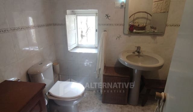 3 sovrum Finca/Hus på landet till salu i Canillas de Albaida med pool garage - 145 000 € (Ref: 8927282)