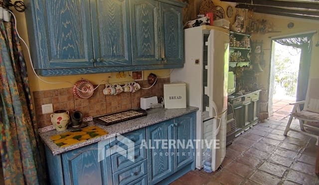 3 sovrum Finca/Hus på landet till salu i Canillas de Albaida med pool garage - 145 000 € (Ref: 8927282)