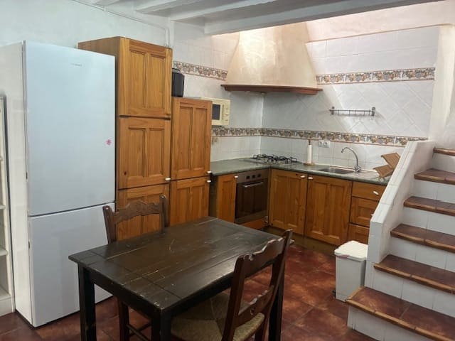 3 soveværelse Byhus til salg i Canillas de Albaida - € 110.000 (Ref: 8935974)