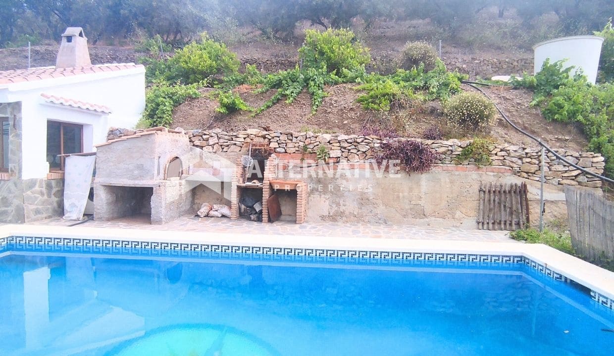 3 soverom Villa til salgs i Competa med svømmebasseng garasje - € 365 000 (Ref: 9043739)