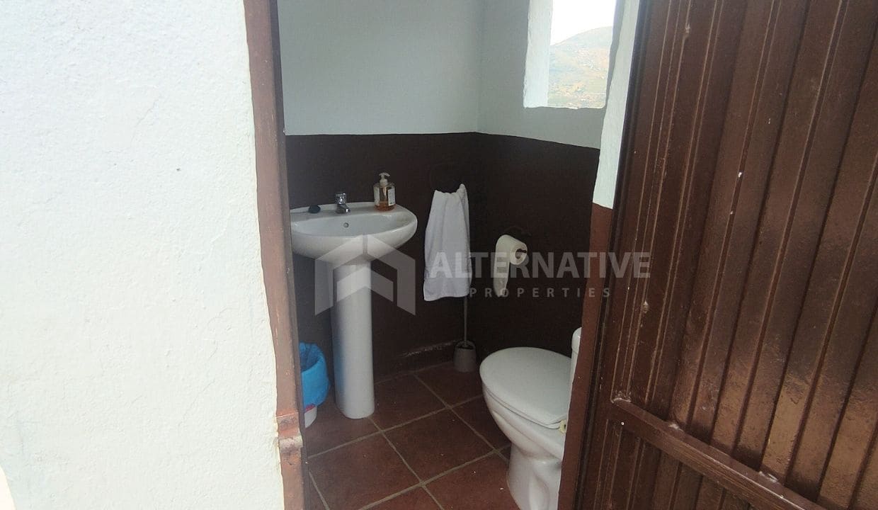 3 soverom Villa til salgs i Competa med svømmebasseng garasje - € 365 000 (Ref: 9043739)