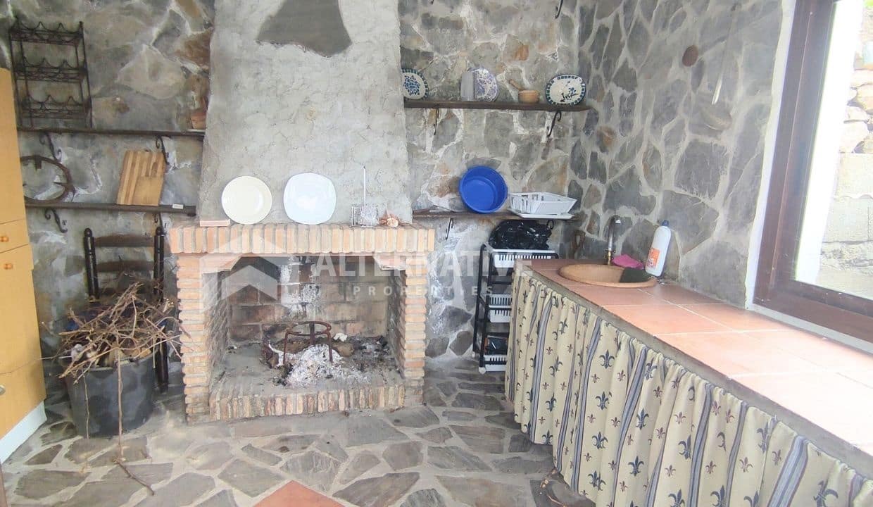 3 soverom Villa til salgs i Competa med svømmebasseng garasje - € 365 000 (Ref: 9043739)