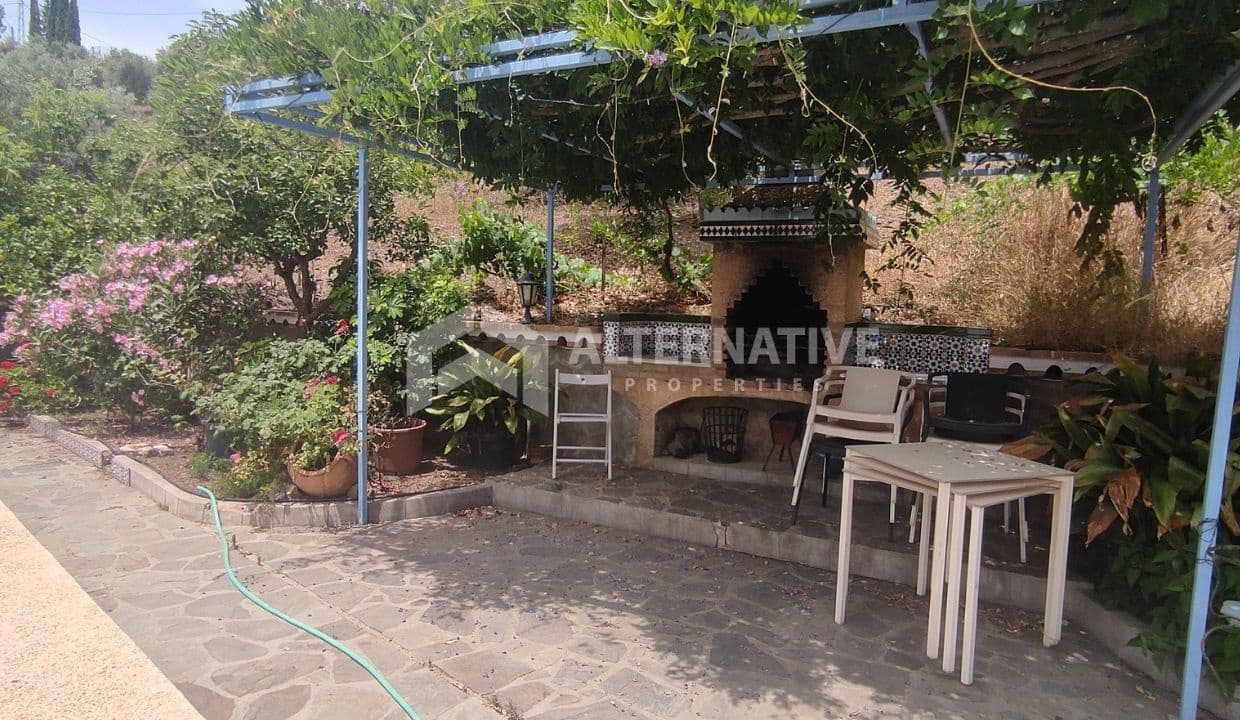 3 sypialnia Willa do wynajęcia w Canillas de Albaida z basenem garażem - 1 150 € (Ref: 9066408)