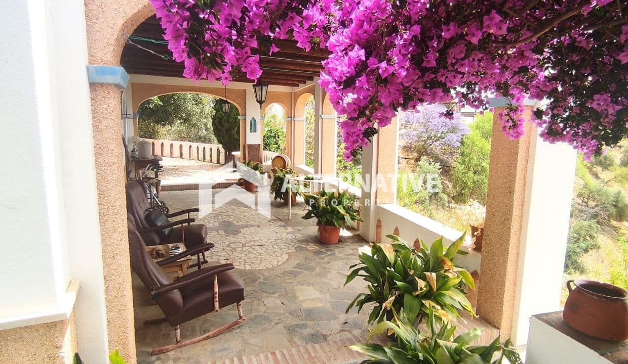 3 sypialnia Willa do wynajęcia w Canillas de Albaida z basenem garażem - 1 150 € (Ref: 9066408)