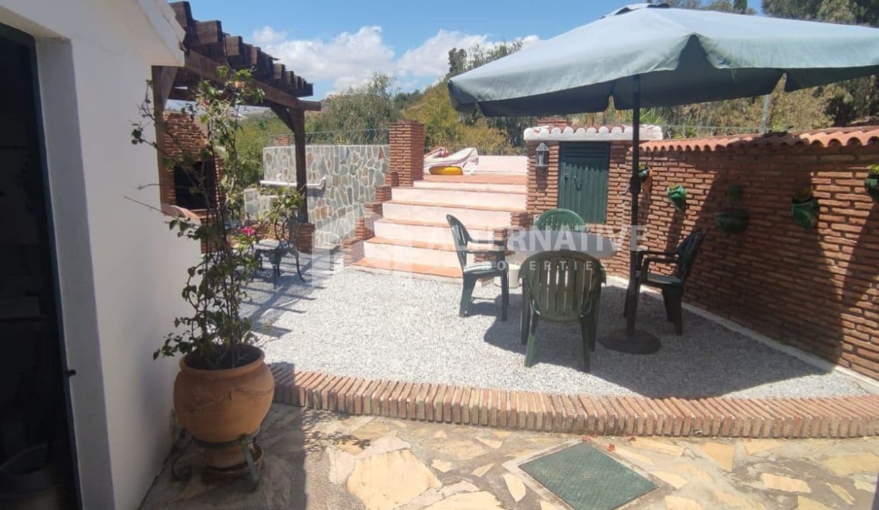 3 slaapkamer Villa te koop in Competa met zwembad - € 435.000 (Ref: 9133049)