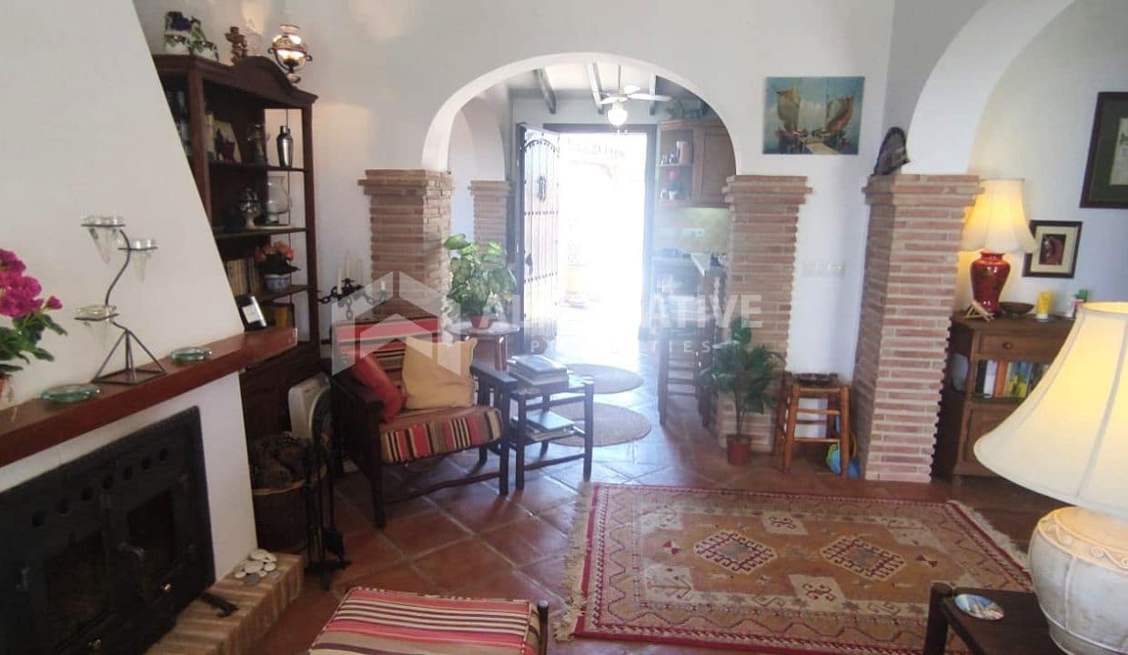 3 slaapkamer Villa te koop in Competa met zwembad - € 435.000 (Ref: 9133049)