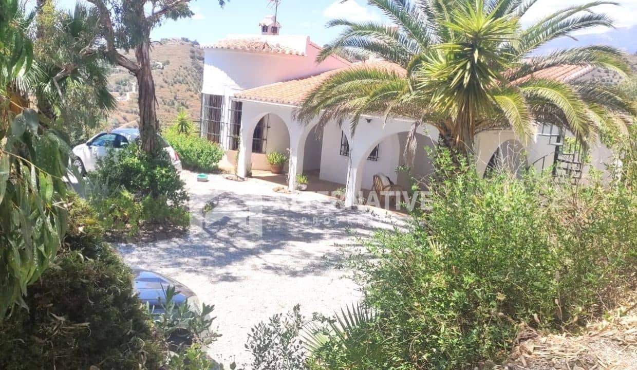 3 slaapkamer Villa te koop in Competa met zwembad - € 435.000 (Ref: 9133049)