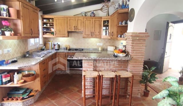 3 slaapkamer Villa te koop in Cómpeta met zwembad - € 435.000 (Ref: 9133049)