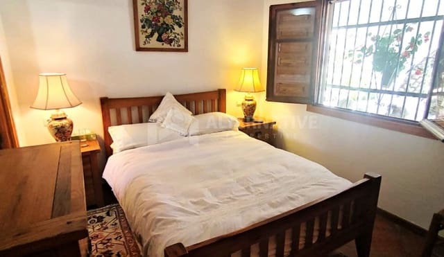 3 slaapkamer Villa te koop in Cómpeta met zwembad - € 435.000 (Ref: 9133049)