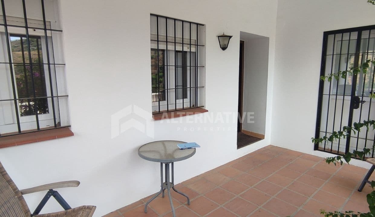 5 makuuhuone Huvila myytävänä paikassa Competa mukana uima-altaan 
autotalli - 395 000 € (Ref: 9219034)