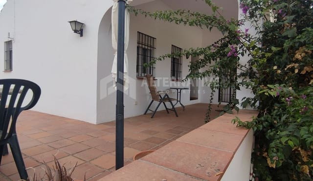 5 sypialnia Willa na sprzedaż w Cómpeta z basenem garażem - 395 000 € (Ref: 9219034)