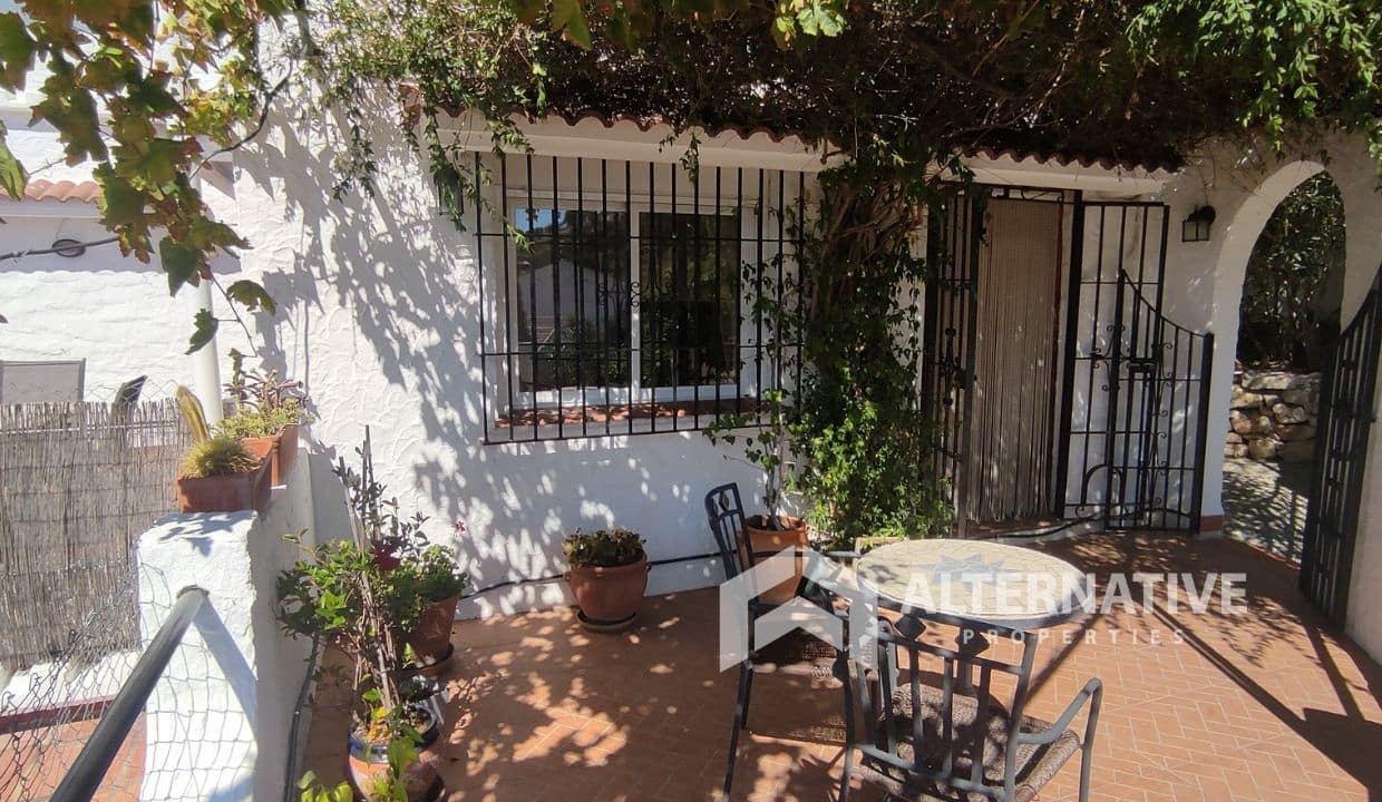 4 chambre Villa/Maison à vendre à Canillas de Albaida avec piscine - 425 000 € (Ref: 9293209)