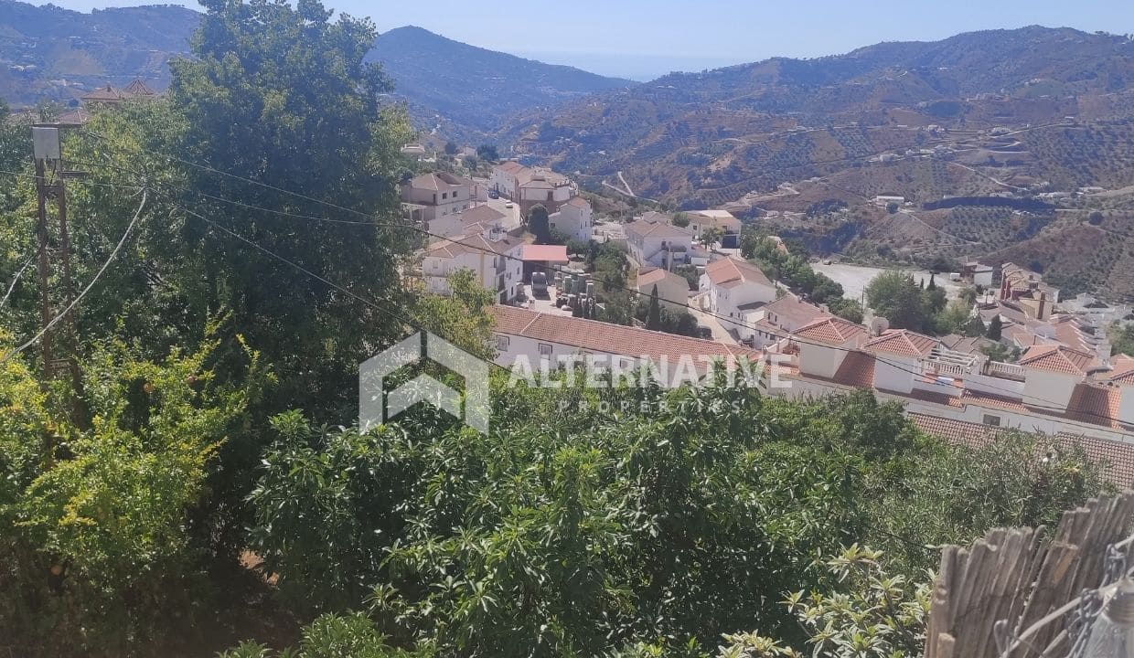 4 chambre Villa/Maison à vendre à Canillas de Albaida avec piscine - 425 000 € (Ref: 9293209)