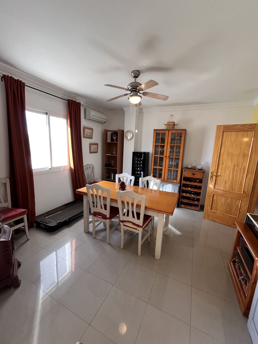 3 makuuhuone Huoneisto myytävänä paikassa Canillas de Albaida - 225 000 € (Ref: 9388167)