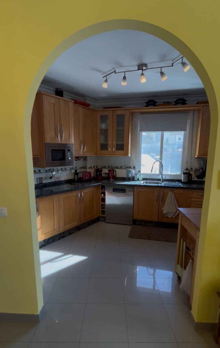 3 makuuhuone Huoneisto myytävänä paikassa Canillas de Albaida - 225 000 € (Ref: 9388167)